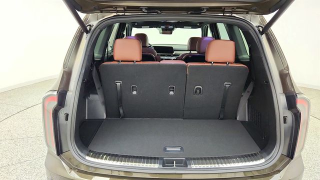 2025 Kia Telluride SX AWD w/ Captain's Chairs Pkg & Mahogany Interior - 23037913 - 22