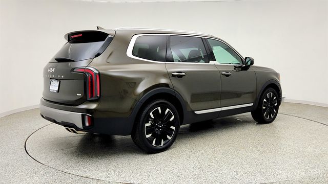 2025 Kia Telluride SX AWD w/ Captain's Chairs Pkg & Mahogany Interior - 23037913 - 4