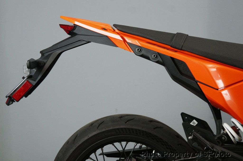 2025 KTM 390 SMC R One Owner, 227 Mi - 22977521 - 10