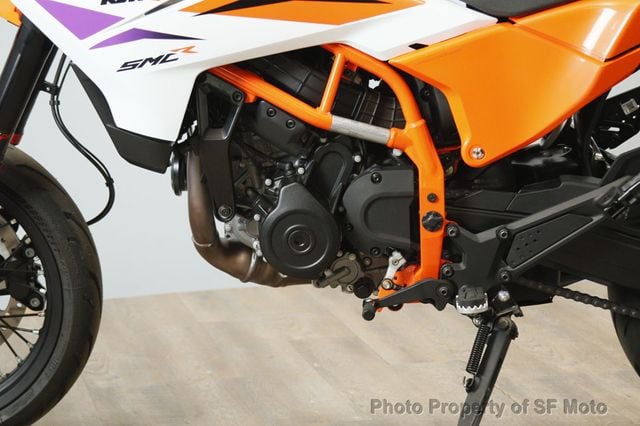 2025 KTM 390 SMC R One Owner, 227 Mi - 22977521 - 15