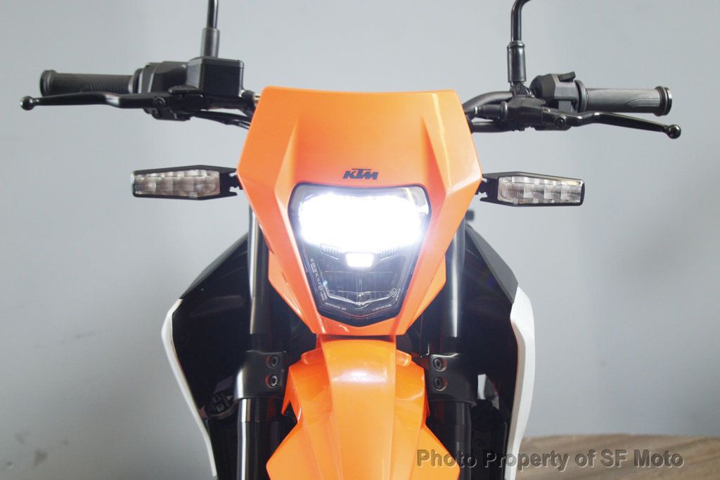 2025 KTM 390 SMC R One Owner, 227 Mi - 22977521 - 23