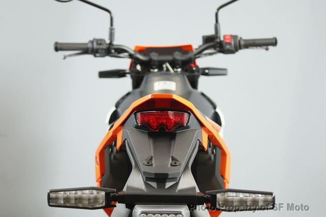 2025 KTM 390 SMC R One Owner, 227 Mi - 22977521 - 24