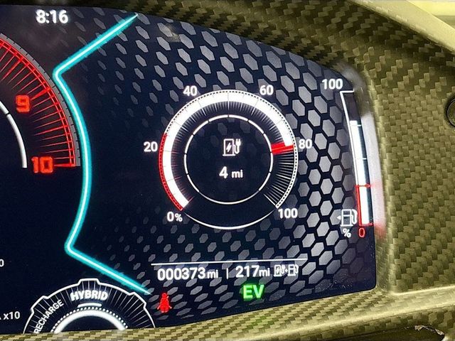 2025 Lamborghini Revuelto Base - 23001777 - 10