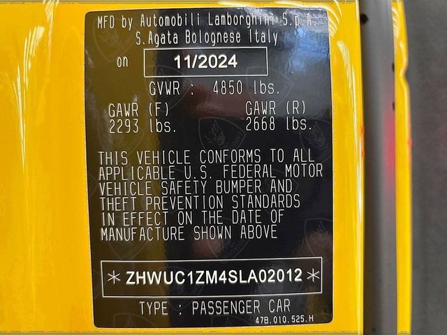 2025 Lamborghini Revuelto Base - 23001777 - 33