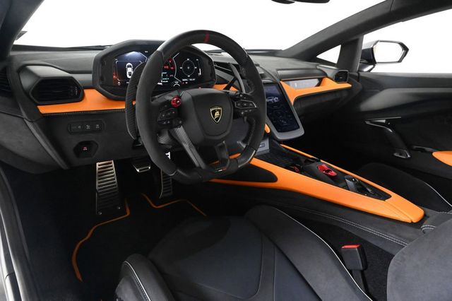 2025 Lamborghini Revuelto Base - 23002049 - 8