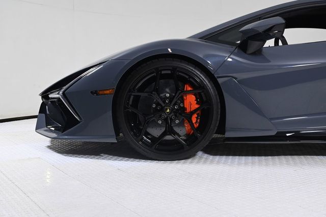 2025 Lamborghini Revuelto Base - 23026047 - 31