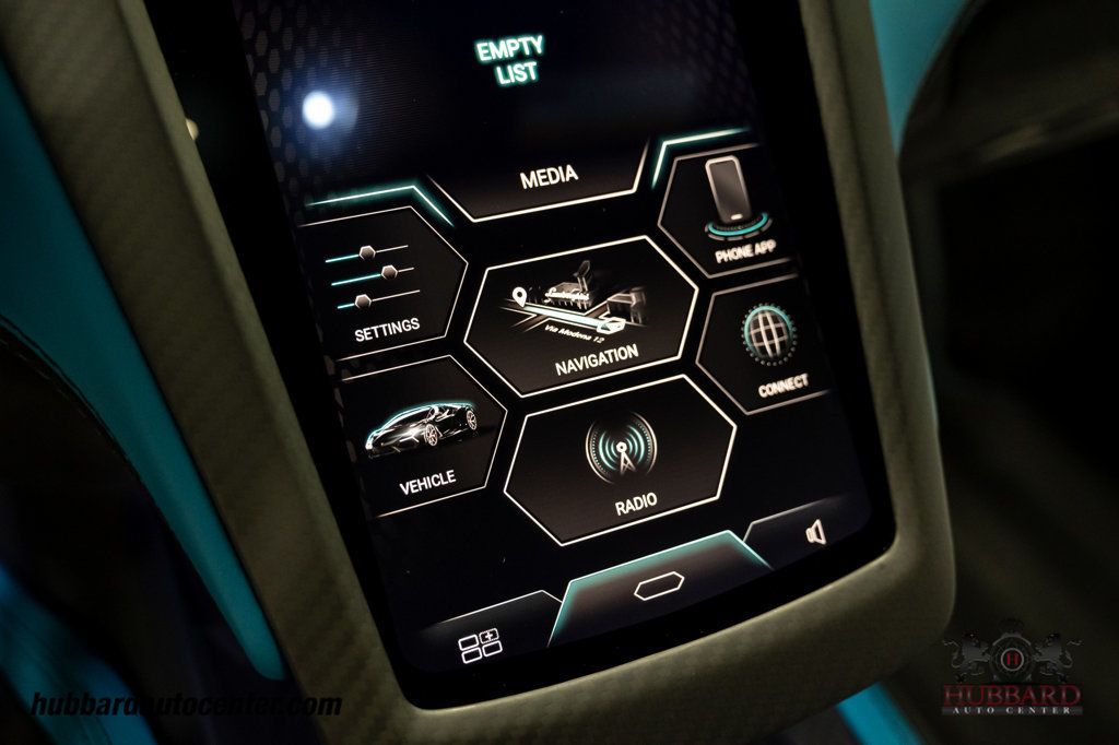 2025 Lamborghini Revuelto Coupe - 23027065 - 21
