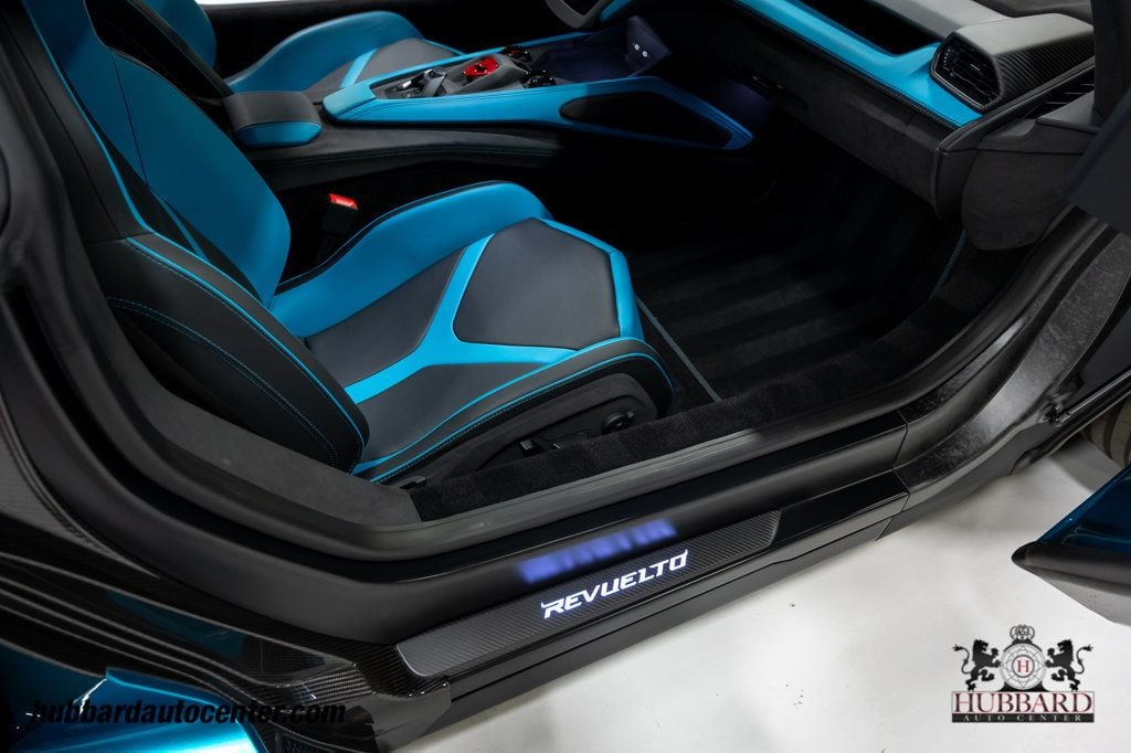 2025 Lamborghini Revuelto Coupe - 23027065 - 26