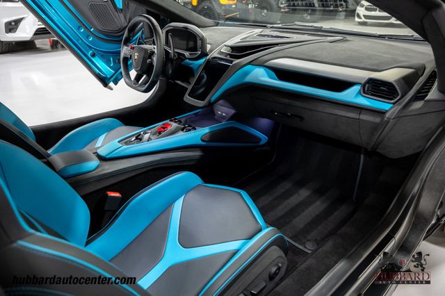 2025 Lamborghini Revuelto Coupe - 23027065 - 29