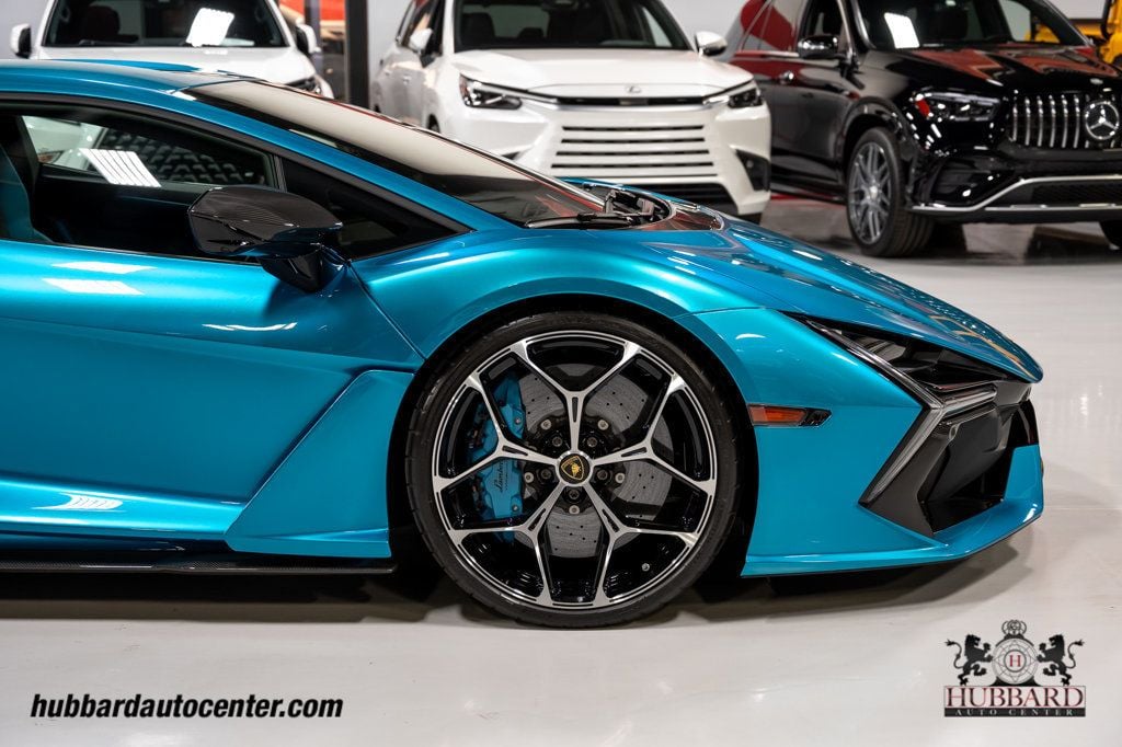 2025 Lamborghini Revuelto Coupe - 23027065 - 34