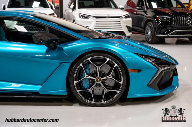 2025 Lamborghini Revuelto Coupe - 23027065 - 34