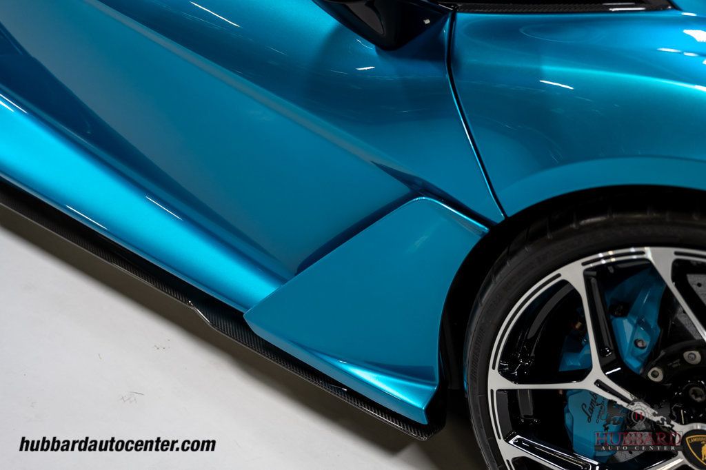 2025 Lamborghini Revuelto Coupe - 23027065 - 37