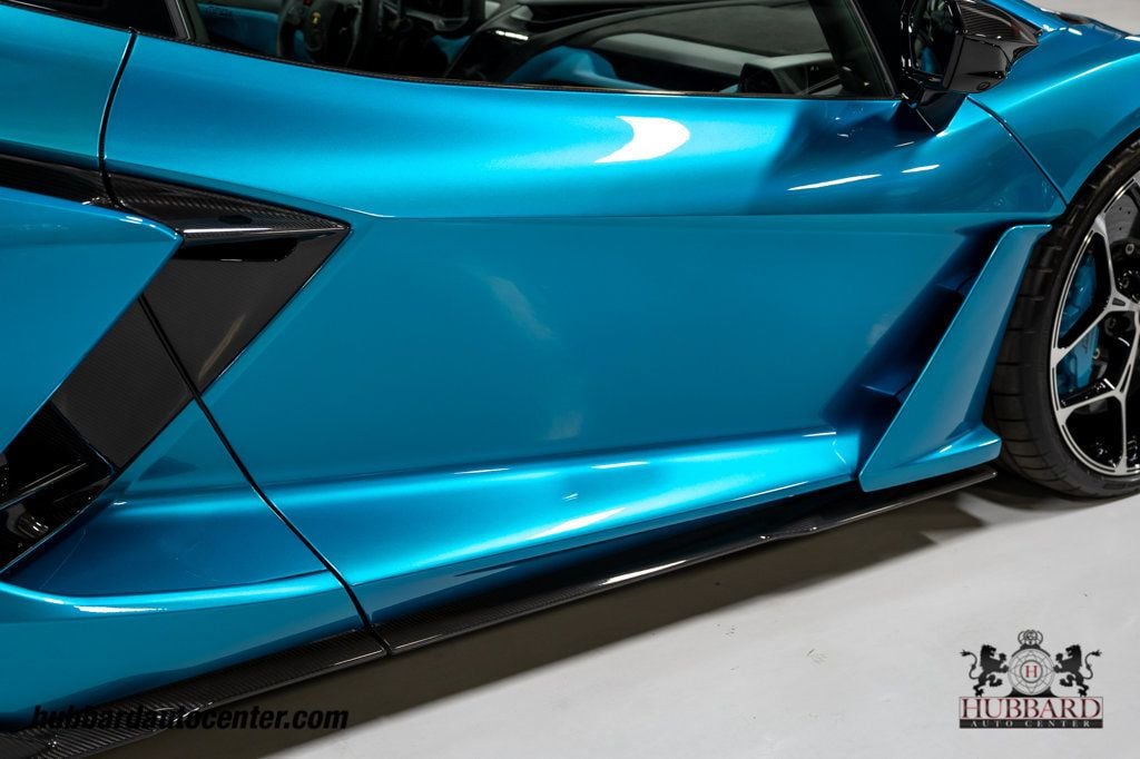 2025 Lamborghini Revuelto Coupe - 23027065 - 40