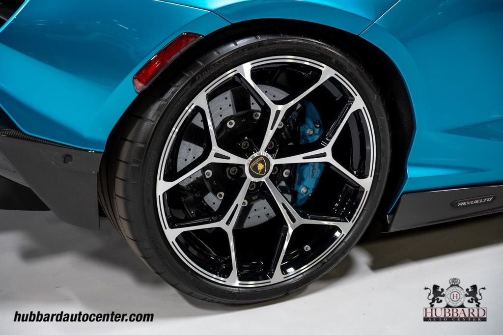 2025 Lamborghini Revuelto Coupe - 23027065 - 46