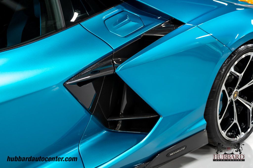 2025 Lamborghini Revuelto Coupe - 23027065 - 62