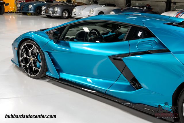 2025 Lamborghini Revuelto Coupe - 23027065 - 64