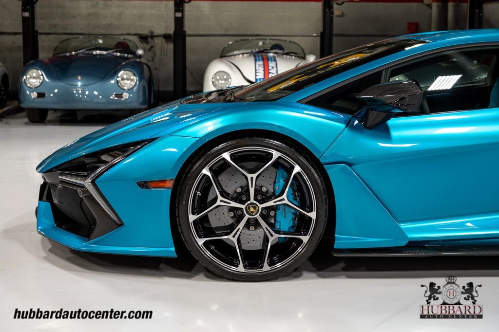 2025 Lamborghini Revuelto Coupe - 23027065 - 68