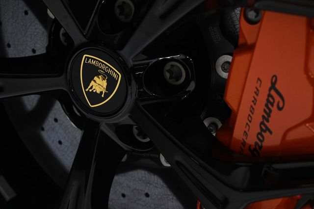 2025 Lamborghini Revuelto Coupe - 23008493 - 23