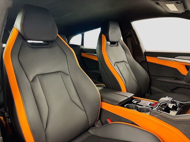 2025 Lamborghini Urus SE - 23015995 - 13