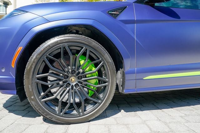 2025 Lamborghini Urus SE AWD - 22990108 - 11