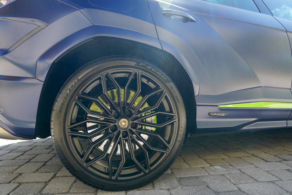 2025 Lamborghini Urus SE AWD - 22990108 - 29