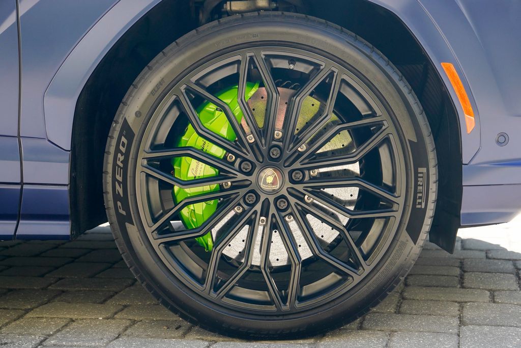 2025 Lamborghini Urus SE AWD - 22990108 - 34