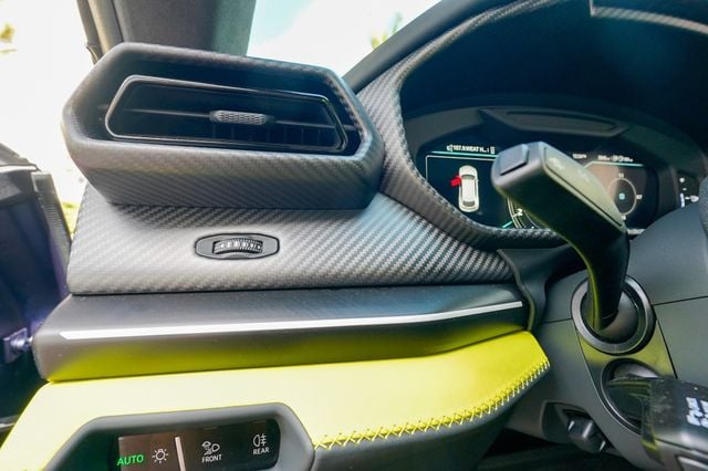 2025 Lamborghini Urus SE AWD - 22990108 - 57