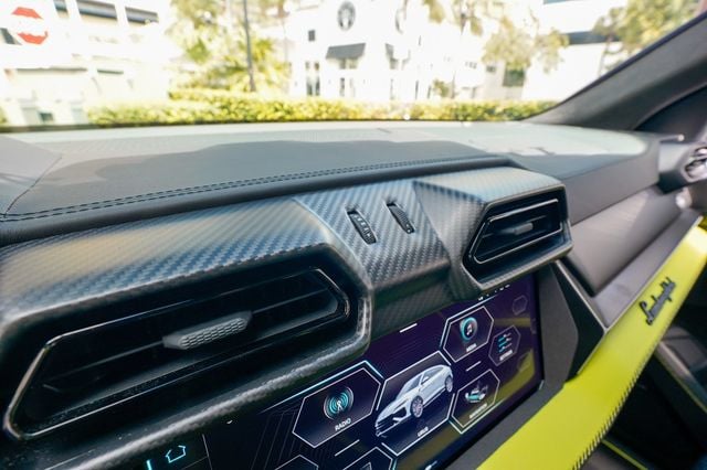 2025 Lamborghini Urus SE AWD - 22990108 - 61