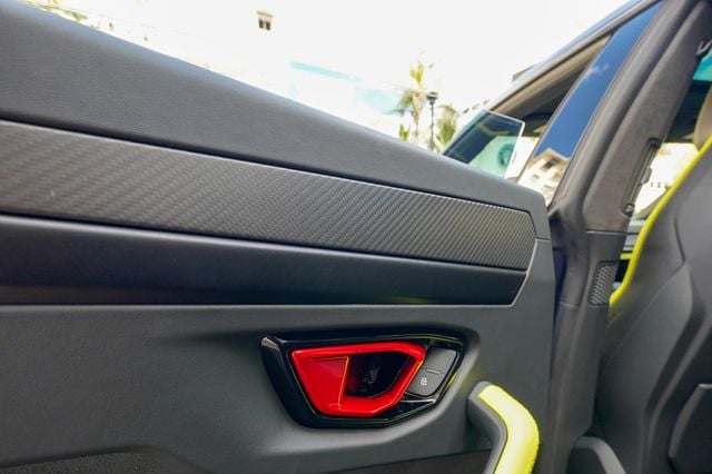 2025 Lamborghini Urus SE AWD - 22990108 - 72