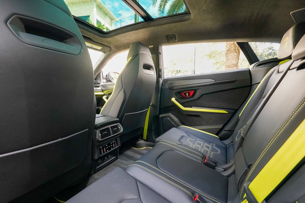 2025 Lamborghini Urus SE AWD - 22990108 - 79