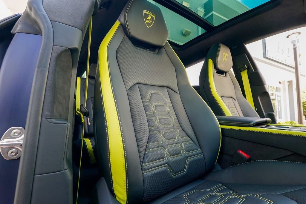 2025 Lamborghini Urus SE AWD - 22990108 - 88