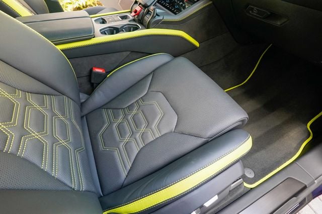 2025 Lamborghini Urus SE AWD - 22990108 - 89