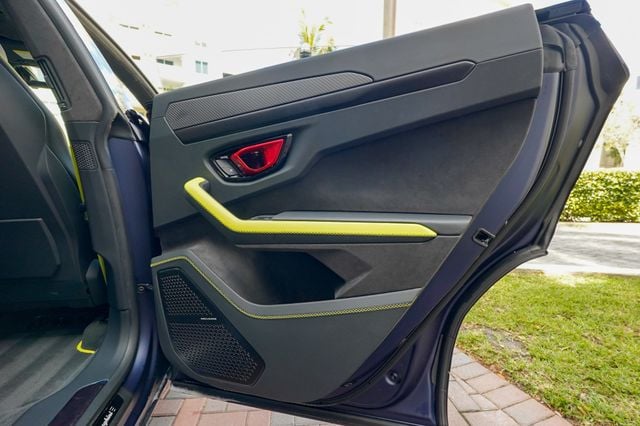 2025 Lamborghini Urus SE AWD - 22990108 - 93