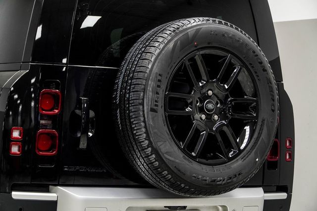 2025 Land Rover Defender 110 P300 S - 22975467 - 13