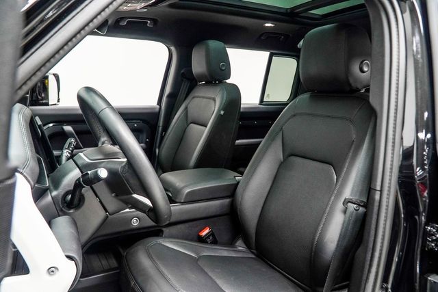 2025 Land Rover Defender 110 P300 S - 22975467 - 38