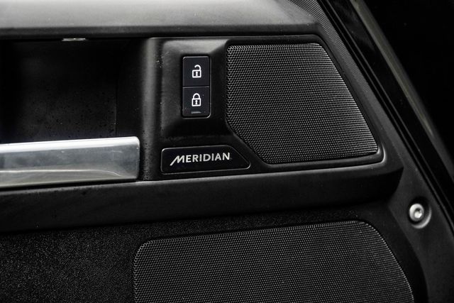 2025 Land Rover Defender 110 P300 S - 22975481 - 34