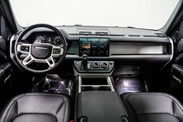 2025 Land Rover Defender 110 P300 S - 22975481 - 4