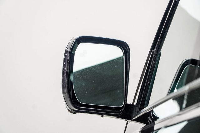 2025 Land Rover Defender 110 P300 S - 22975459 - 13