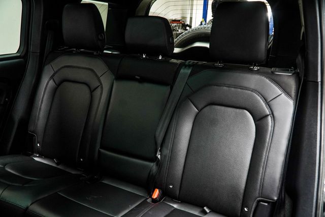 2025 Land Rover Defender 110 P300 S - 22975459 - 38