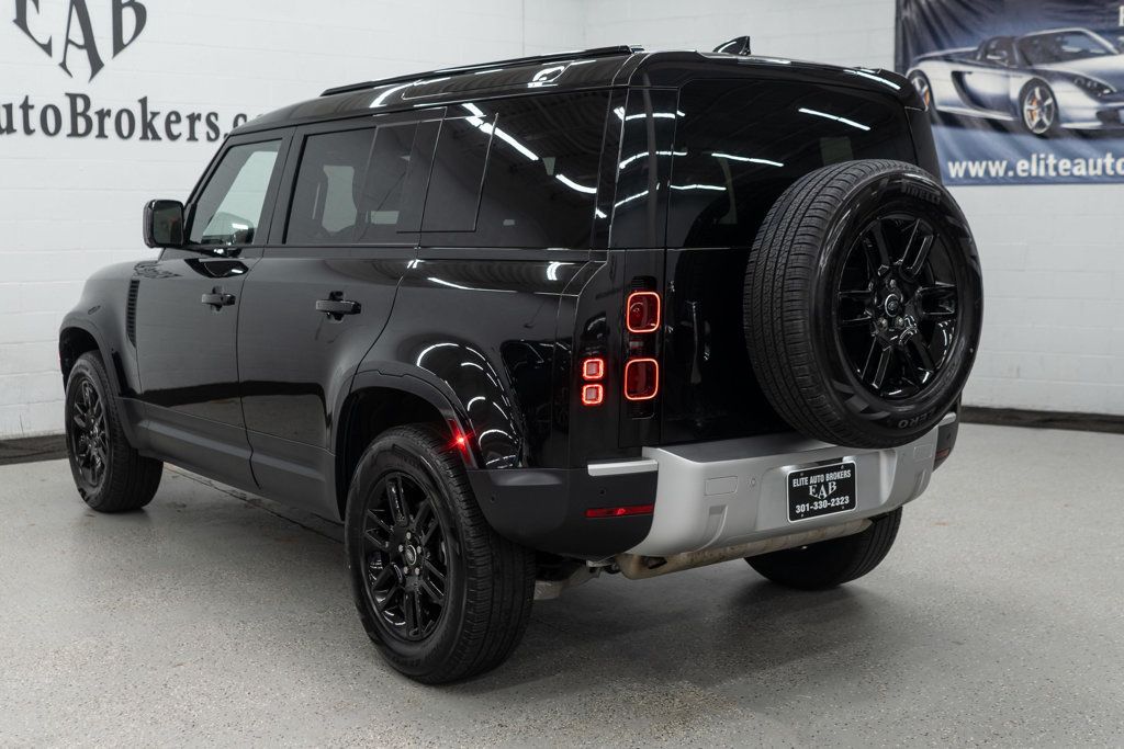 2025 Land Rover Defender 110 S photo 43