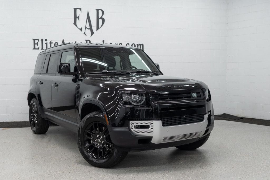 2025 Land Rover Defender 110 S photo 44
