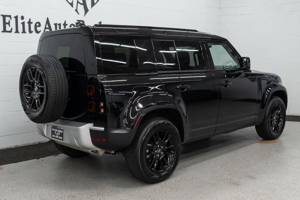 2025 Land Rover Defender 110 S photo 6