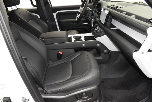 2025 Land Rover Defender 110 P300 S - 23006470 - 24