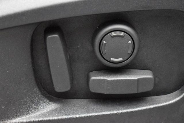 2025 Land Rover Defender 110 P300 S - 23006470 - 26