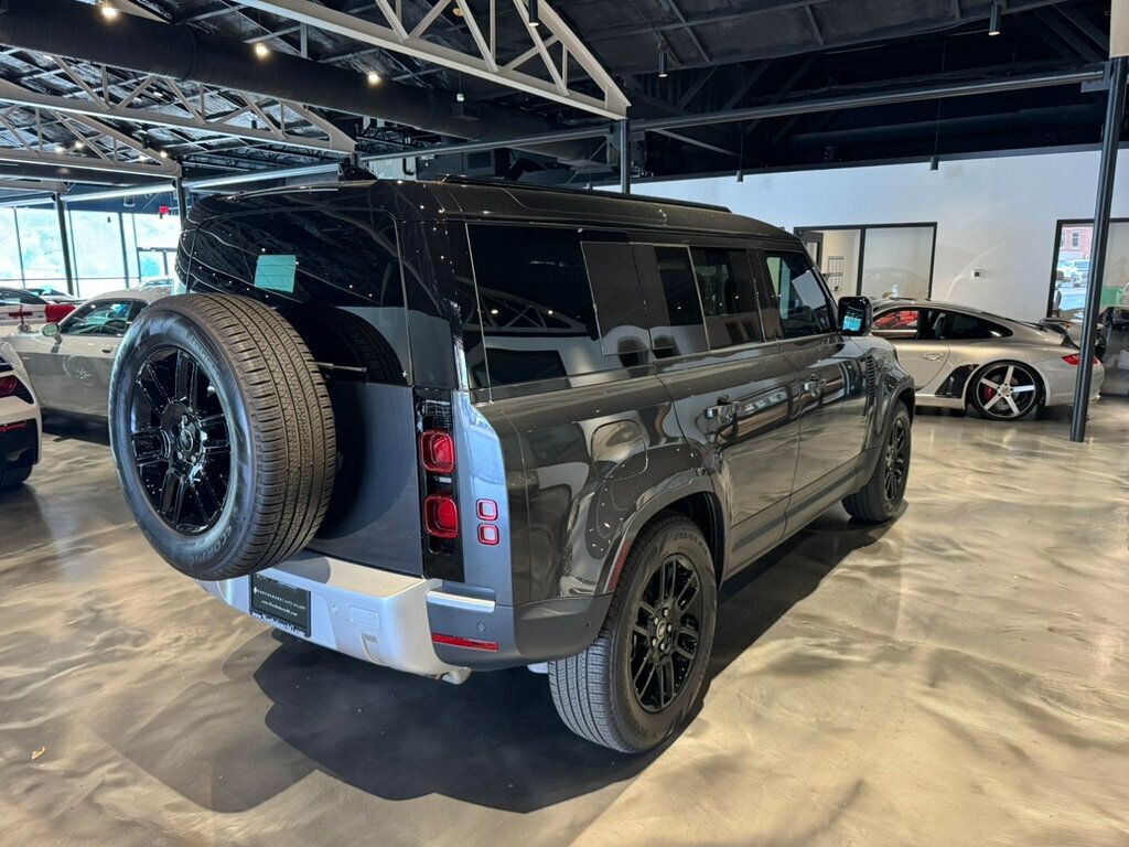 2025 Land Rover Defender 110/S/IntUpgradePack/AirSuspension/Htd&CldSeats/NAV - 22936591 - 4