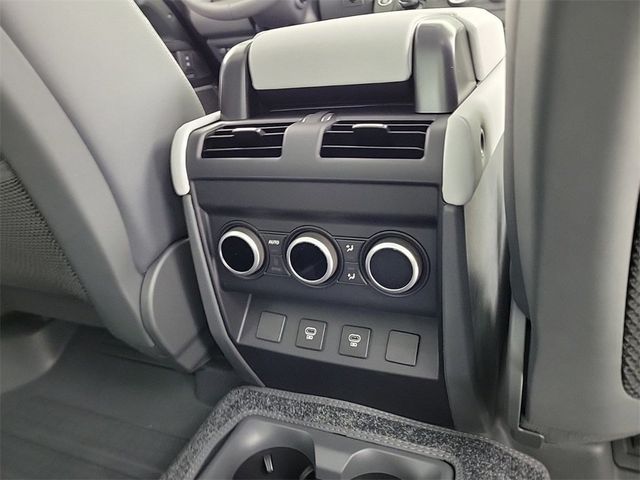 2025 Land Rover Defender 130 P500 V8 - 23094316 - 15