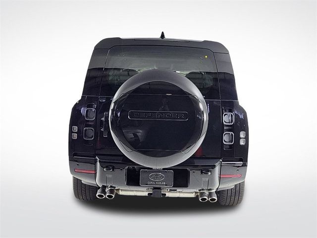2025 Land Rover Defender 130 P500 V8 - 23094316 - 3
