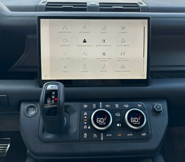 2025 Land Rover Defender 2025 LAND ROVER DEFENDER 110 V8 P525 - 22870635 - 29