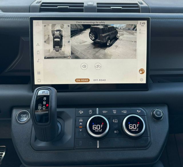 2025 Land Rover Defender 2025 LAND ROVER DEFENDER 110 V8 P525 - 22870635 - 30