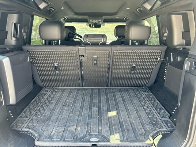 2025 Land Rover Defender 2025 LAND ROVER DEFENDER 110 V8 P525 - 22870635 - 37